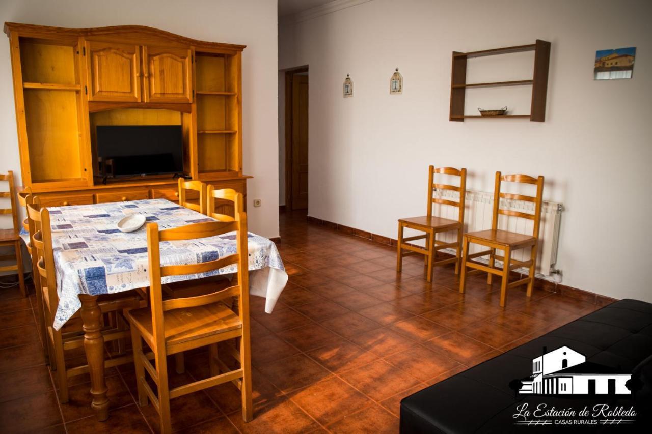 Casas Rurales La Estacion De Robledo Ngoại thất bức ảnh