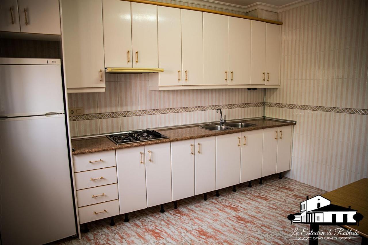 Casas Rurales La Estacion De Robledo Ngoại thất bức ảnh