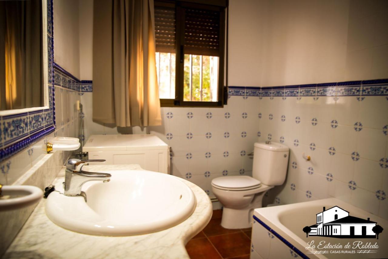 Casas Rurales La Estacion De Robledo Ngoại thất bức ảnh